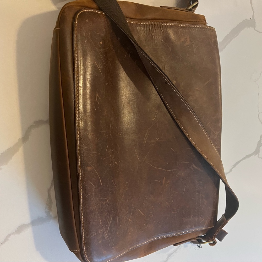 Brown Messenger Bag with Genuine Leather and Vintage Look